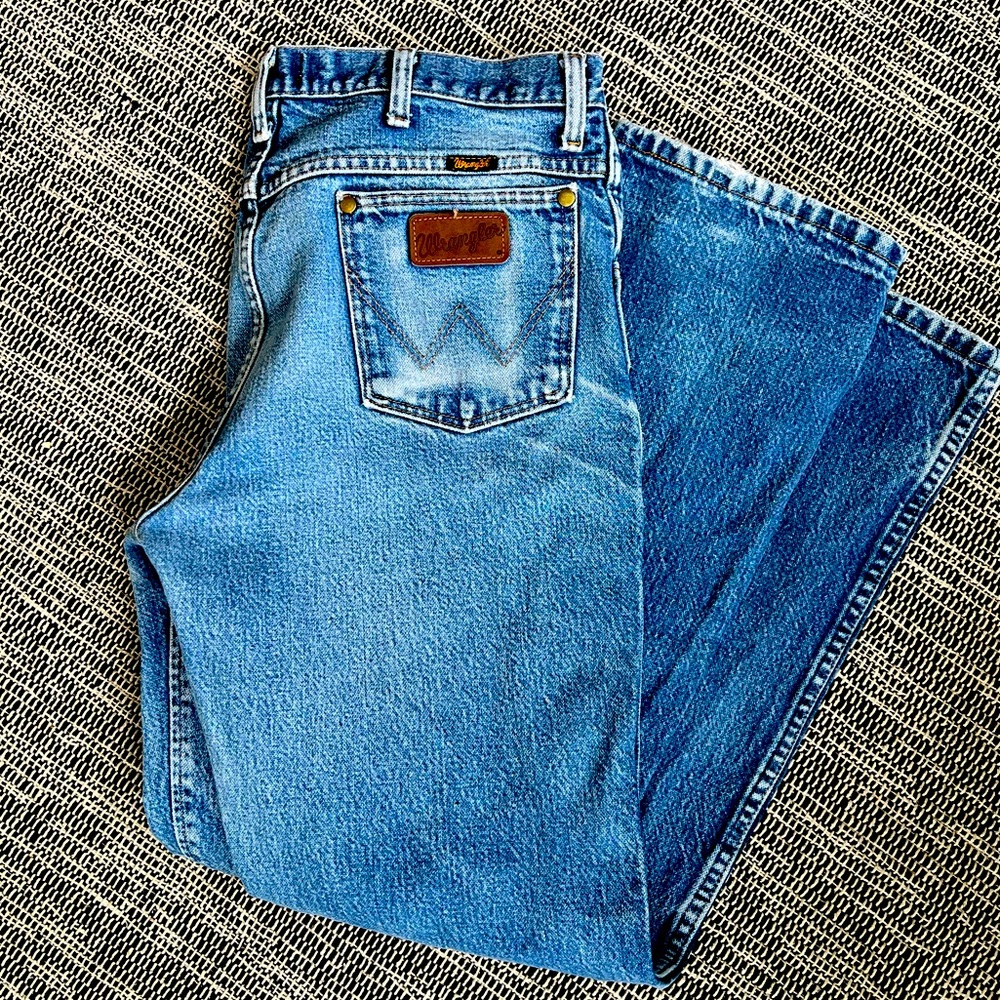 34x32 Distressed Wranglers